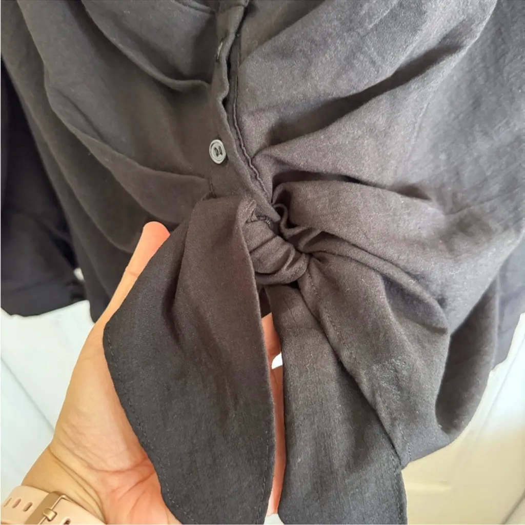 Eloquii  black tie bottom blouse size 18 - Image 3