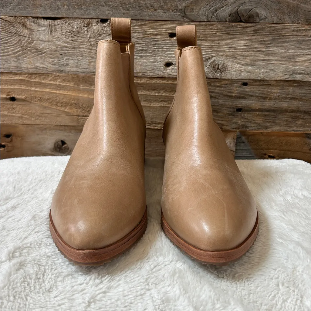 Nisolo Eva Everyday Chelsea Boot in Almond Size 8 NWOB Ankle Boots Tan - Image 3
