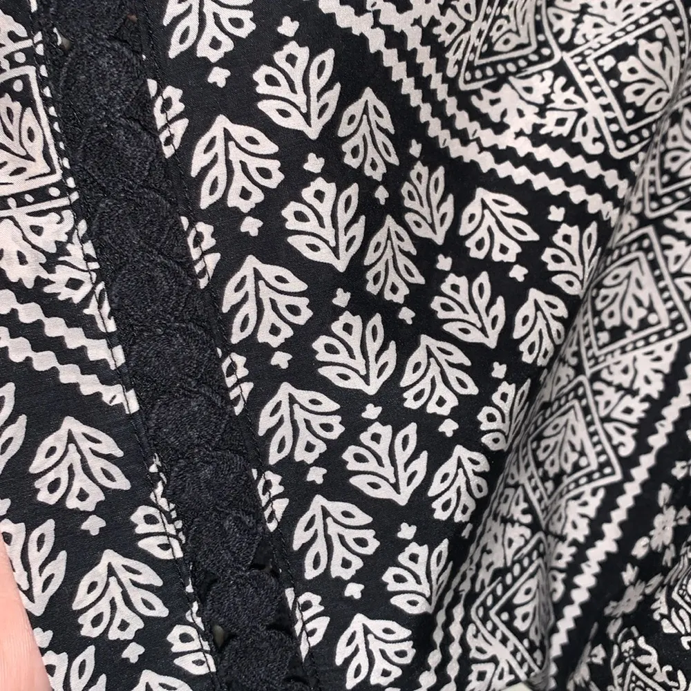 Athleta Bandana Coast to Coast swim Cover Up woman size MEDIUM black tanish gray - Image 5