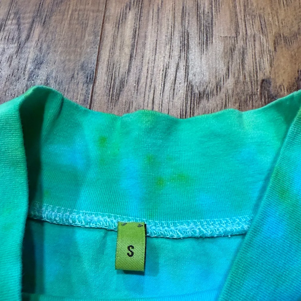 Kiss My Putt NWT women’s tie dye golf tops Green - Image 4