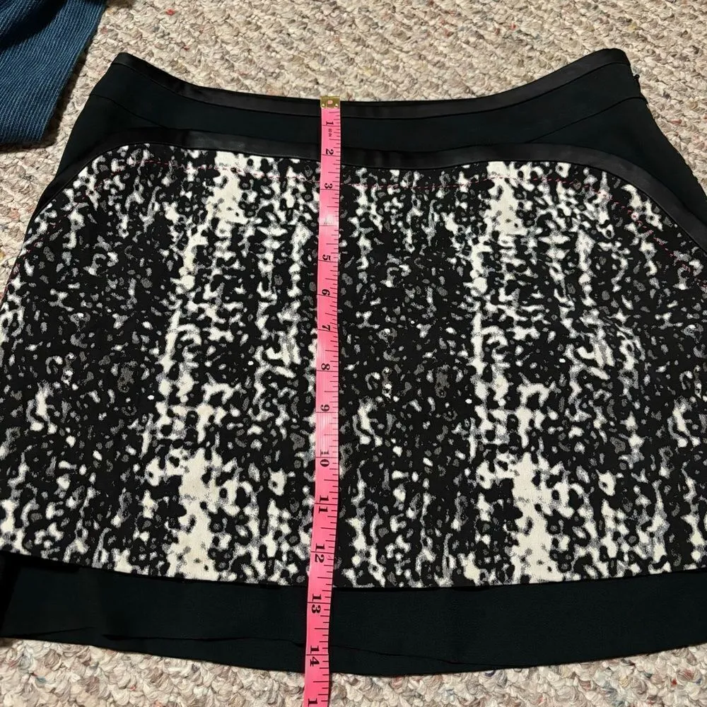 Diane von Furstenberg Chloette Maze Skirt in Black/Cream with Pockets- Size 2 - Image 7