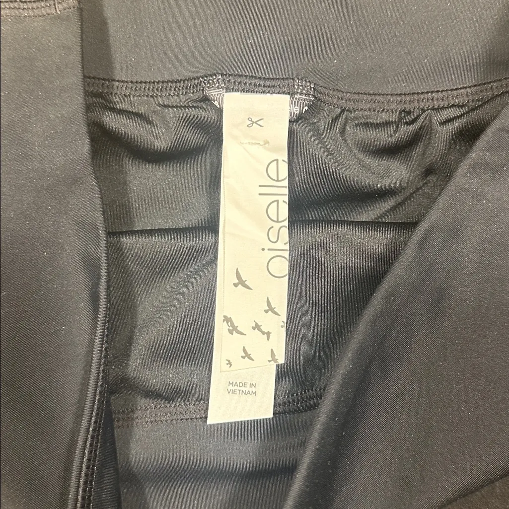 Oiselle High Rise Roga ShortsSz 8 - Image 7