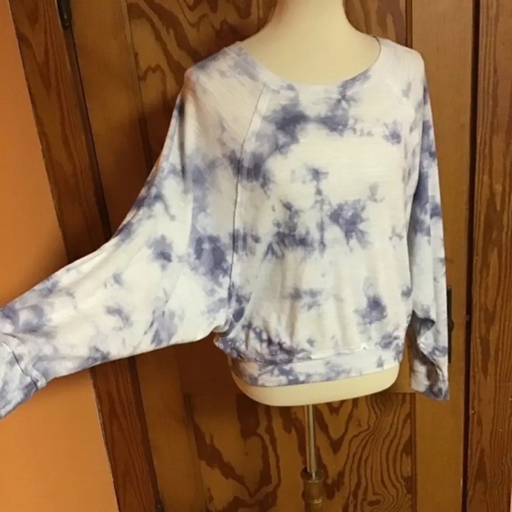 Z Supply Slouchy blue tie dye top - Image 6