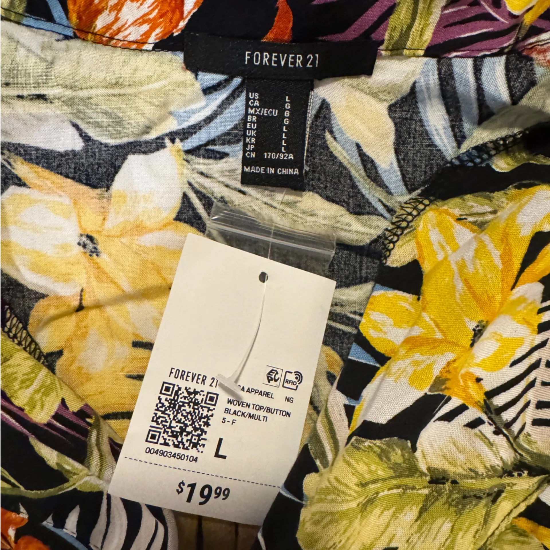 Forever 21 NWT Floral Tropical Crop Top - Image 3