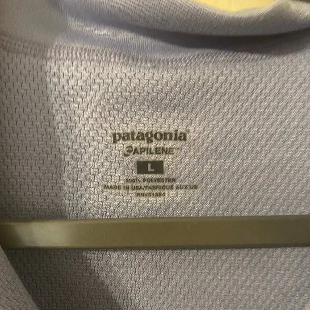 Women's Patagonia Blue Periwinkle Capilene 1/4 Zip Pullover Size Large - Image 3