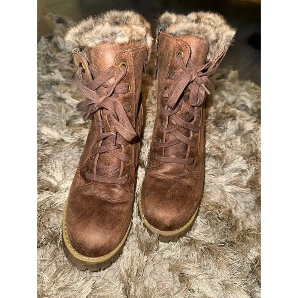 Steve Madden Brown Combat Boots with Fur - Image 2