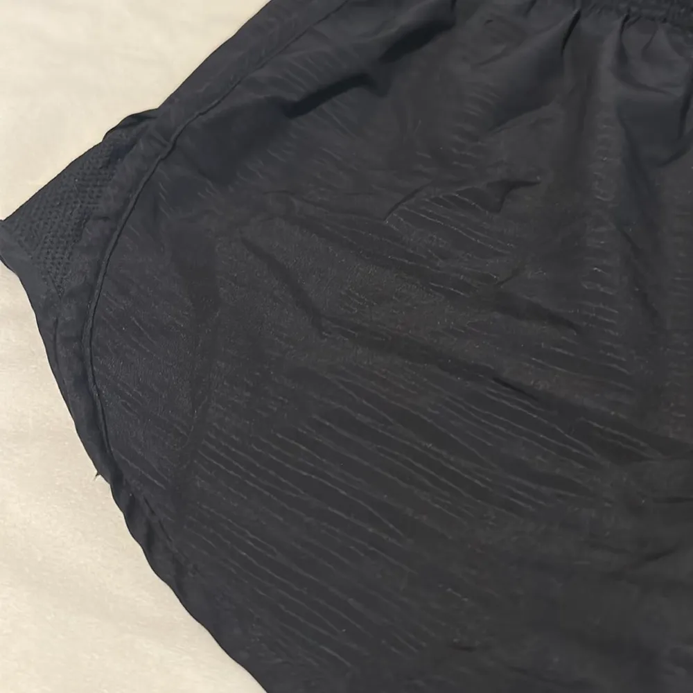 Nike  athletic shorts. Size small. - Image 3