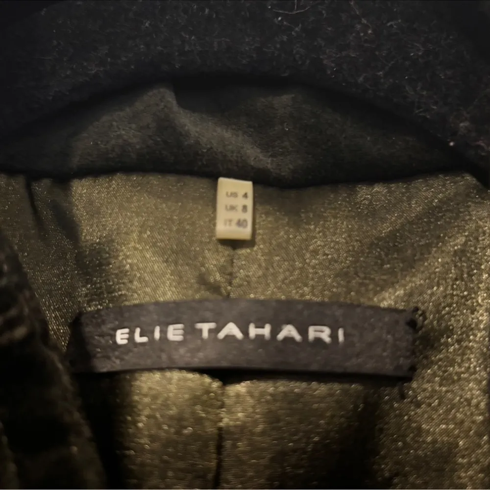 Elie Tahari Dark Green Velvet Jacket leather trim accents - Image 10