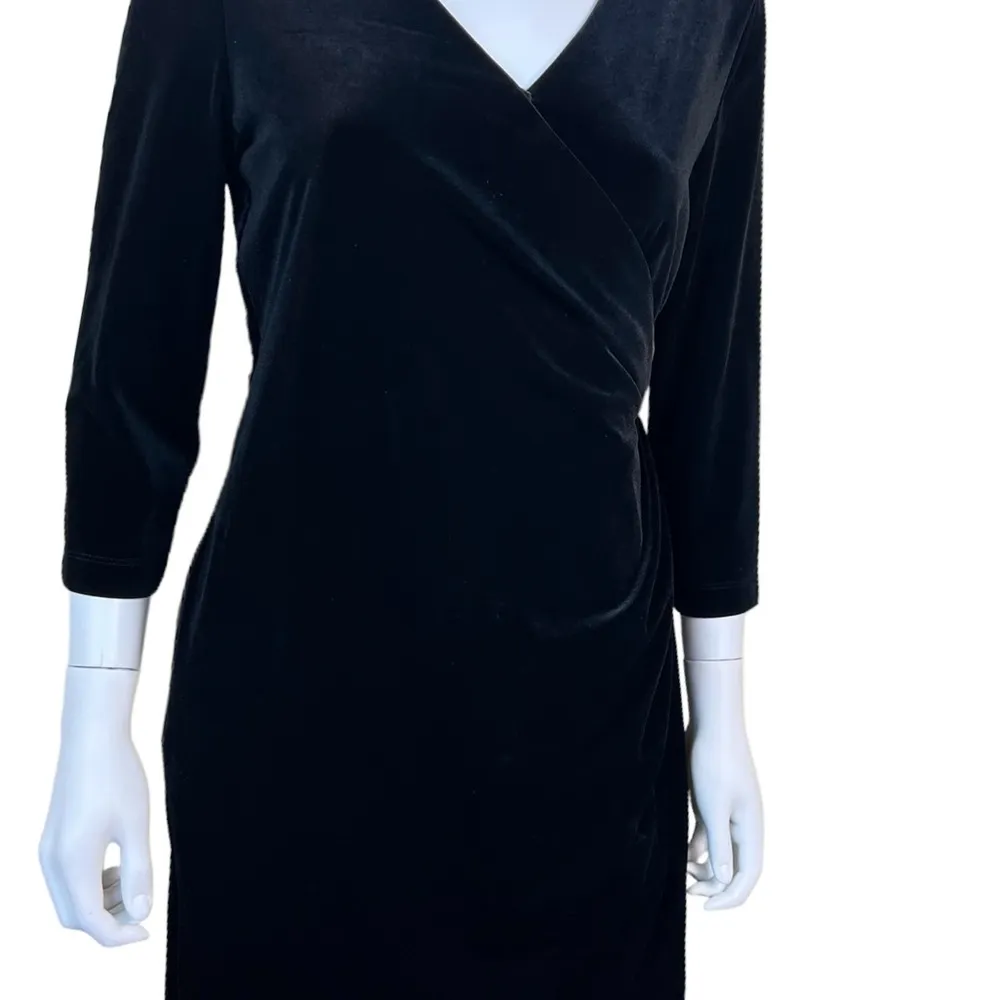 Brooks Brothers Classic Black Velvet Side Ruched Cocktail Dress - Image 6