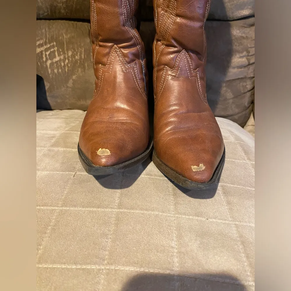 Candies Women's Cognac Brown Cowboy Boots
Size 9 1/2 - Image 2