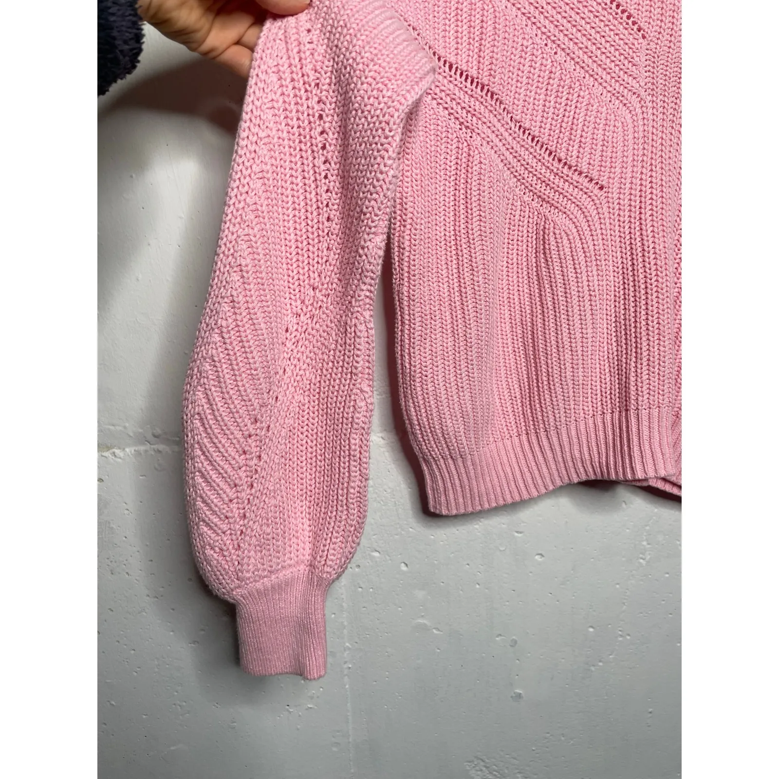 Lilly Pulitzer 100% Cotton Bristow Sweater in Conch Shell Pink Size XS - Image 3