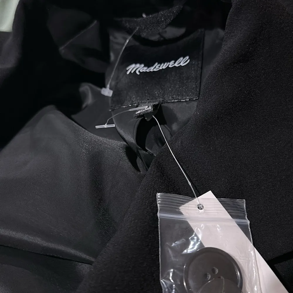 NWT Madewell  Rosedale Blazer in Crepe Black Oversized SZ-6 - Image 4