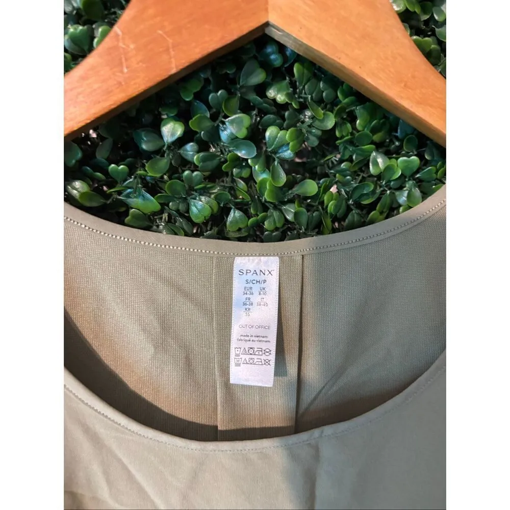 Spanx Casual Fridays Curved Hem Tank Women’s Size Small Dark Khaki - Image 2