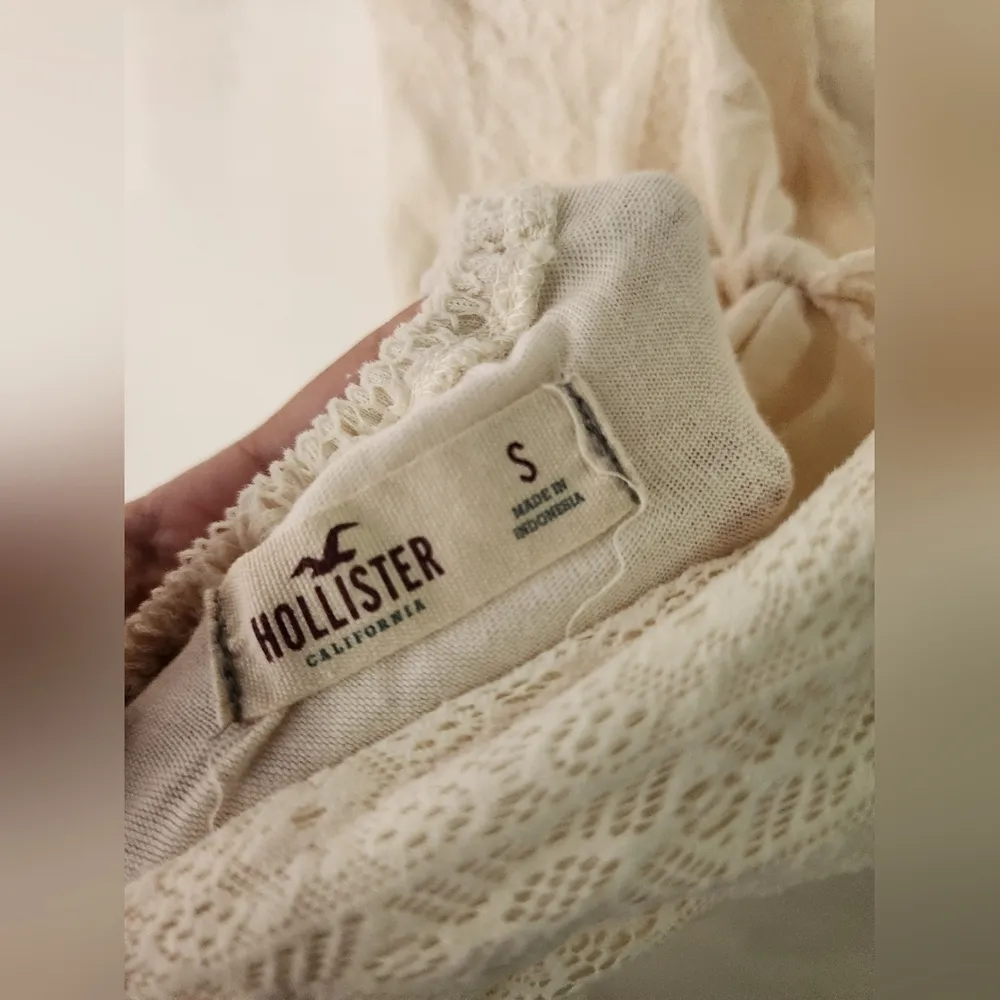 Hollister lace maxi dress size small - Image 4