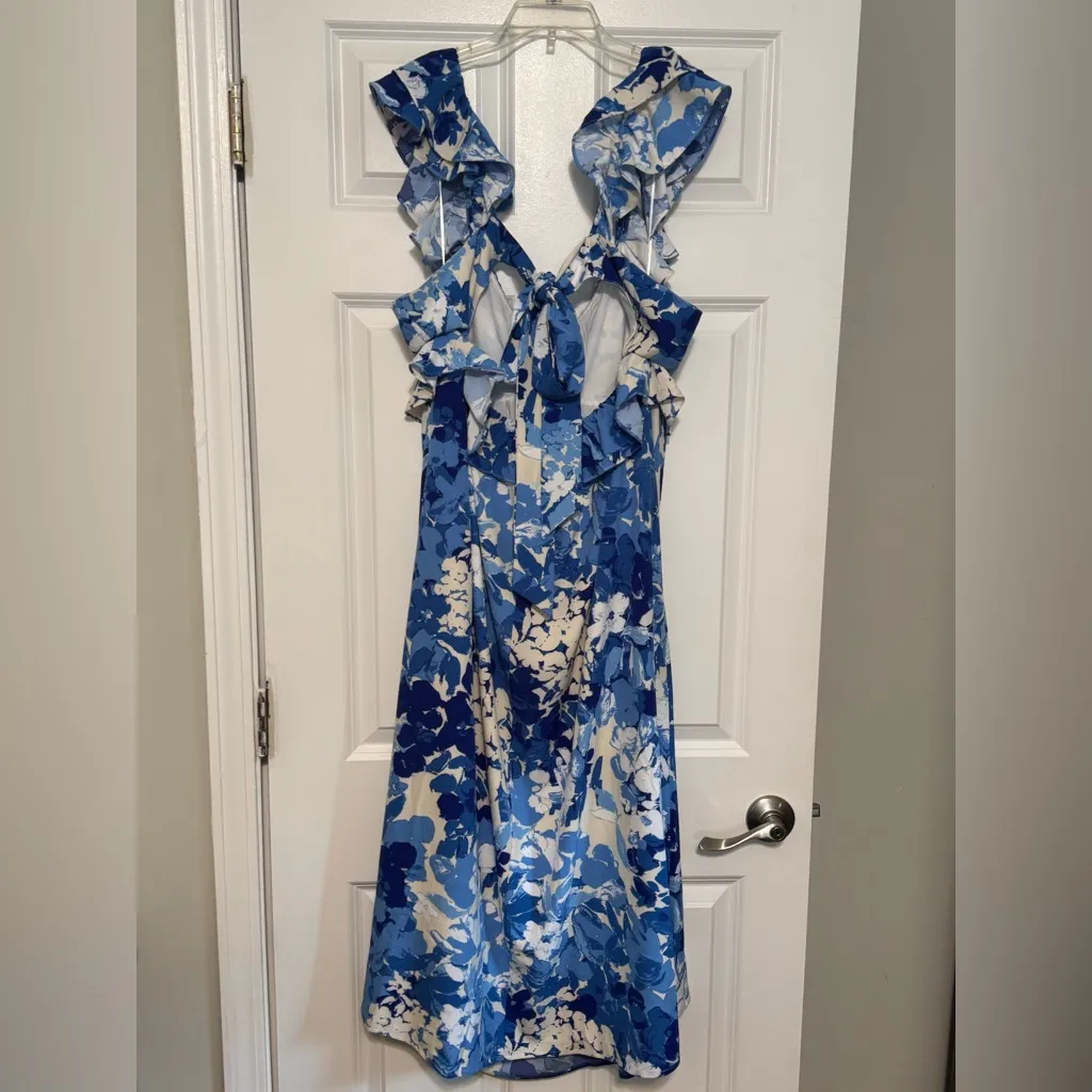 NWOT Sugarlips Gypsum Berry Abstract Floral Tie Back Cutout Midi Dress Large - Image 4