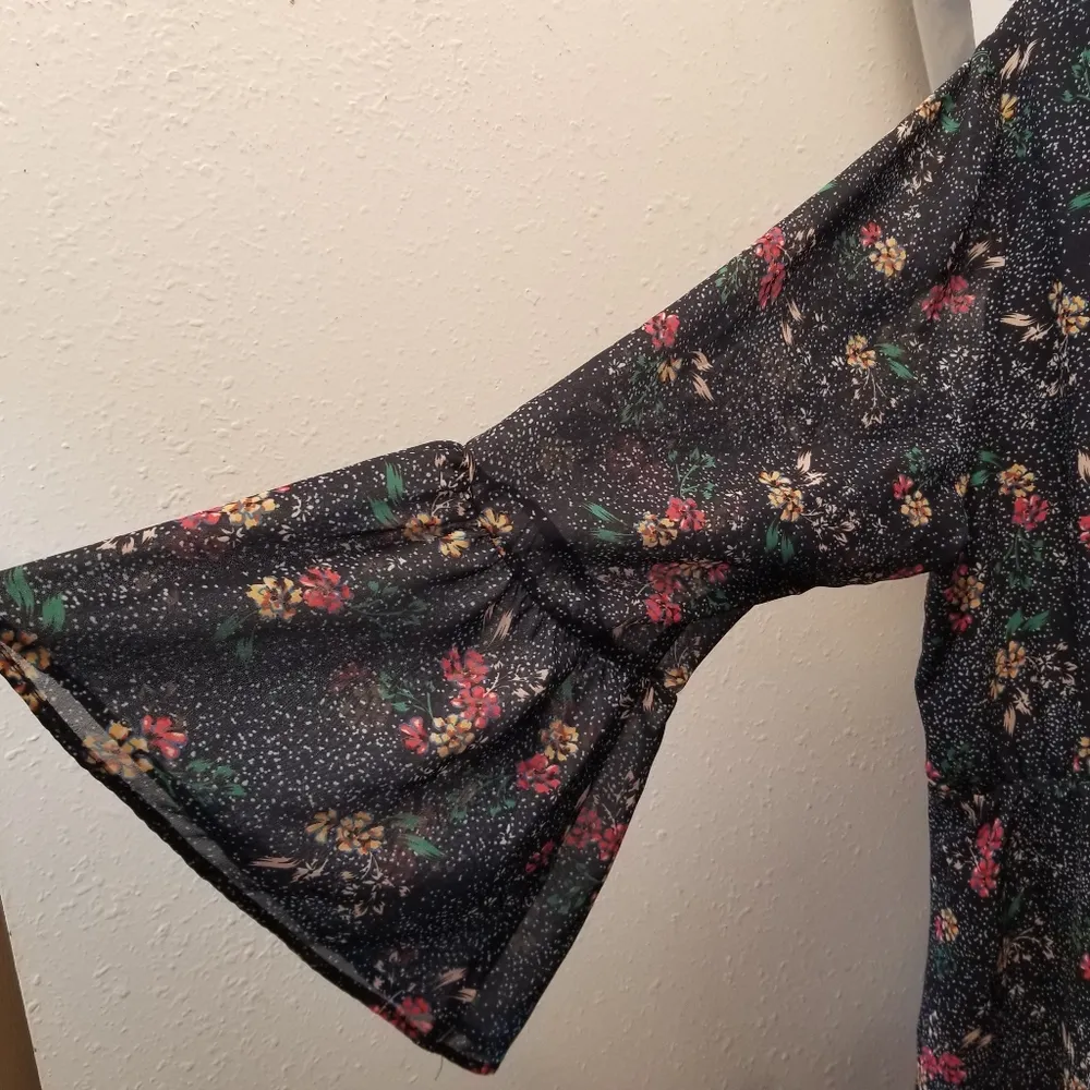 {24} Eloquii Navy Floral Long Bubble Sleeve Faux Wrap Tie Neck Ruffle Dress - Image 7