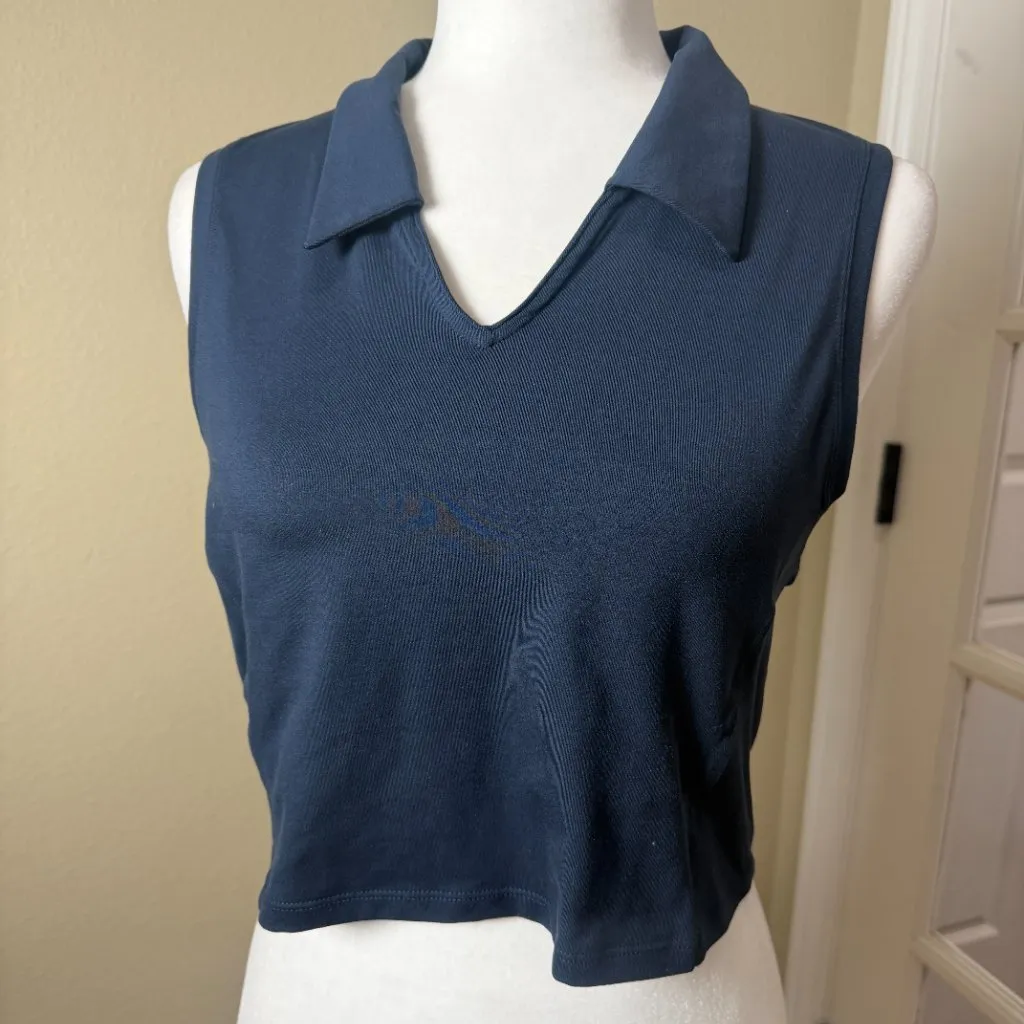 ARITZIA TnAction Sport Top Preppy Collared Cropped Shirt Size large Black - Image 2