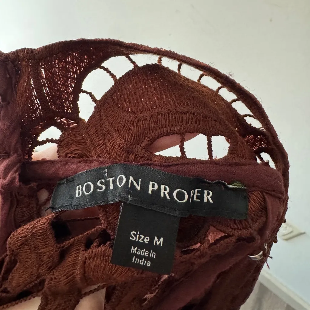 Boston Proper Brown Mock Neck Lace High Low Blouse with Cami - Image 9