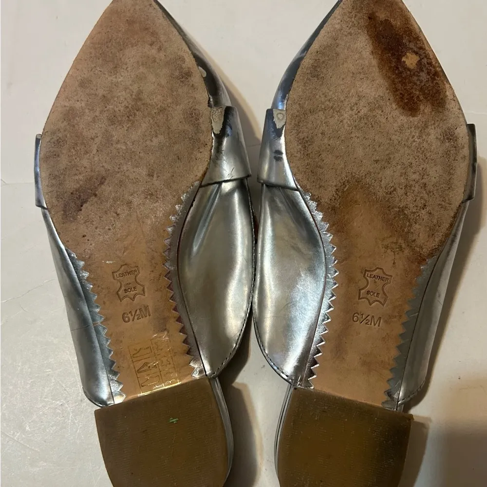 Tory Burch Pointed Toe Slip On 
Sandal Metallic Silver Womens 6.5 - Image 5