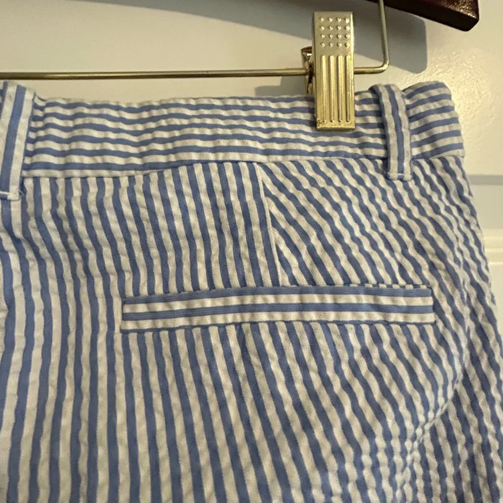 J Crew Seersucker Capri Pants Blue White Size 4 - Image 10