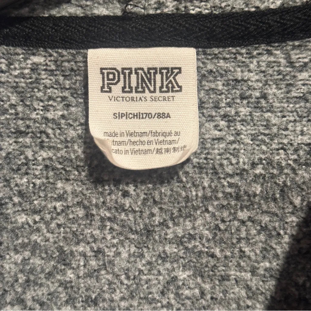 PINK Victoria's Secret Gray Textured Hoodie - Image 3