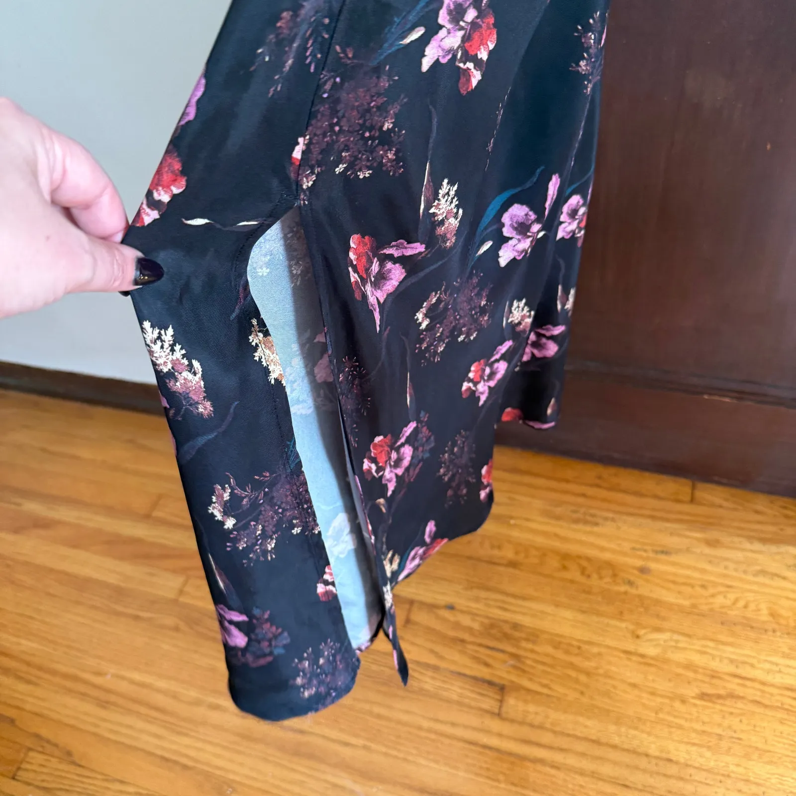 MADEWELL | Black Floral Wide V Neck Midi Dress Vegan Silk 1920s Style | Size 8 - Image 7