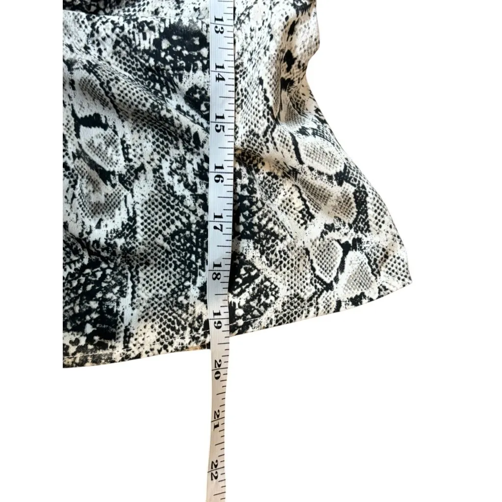 DO+BE Women's Monochrome Snakeskin Sleeveless Top - Image 3