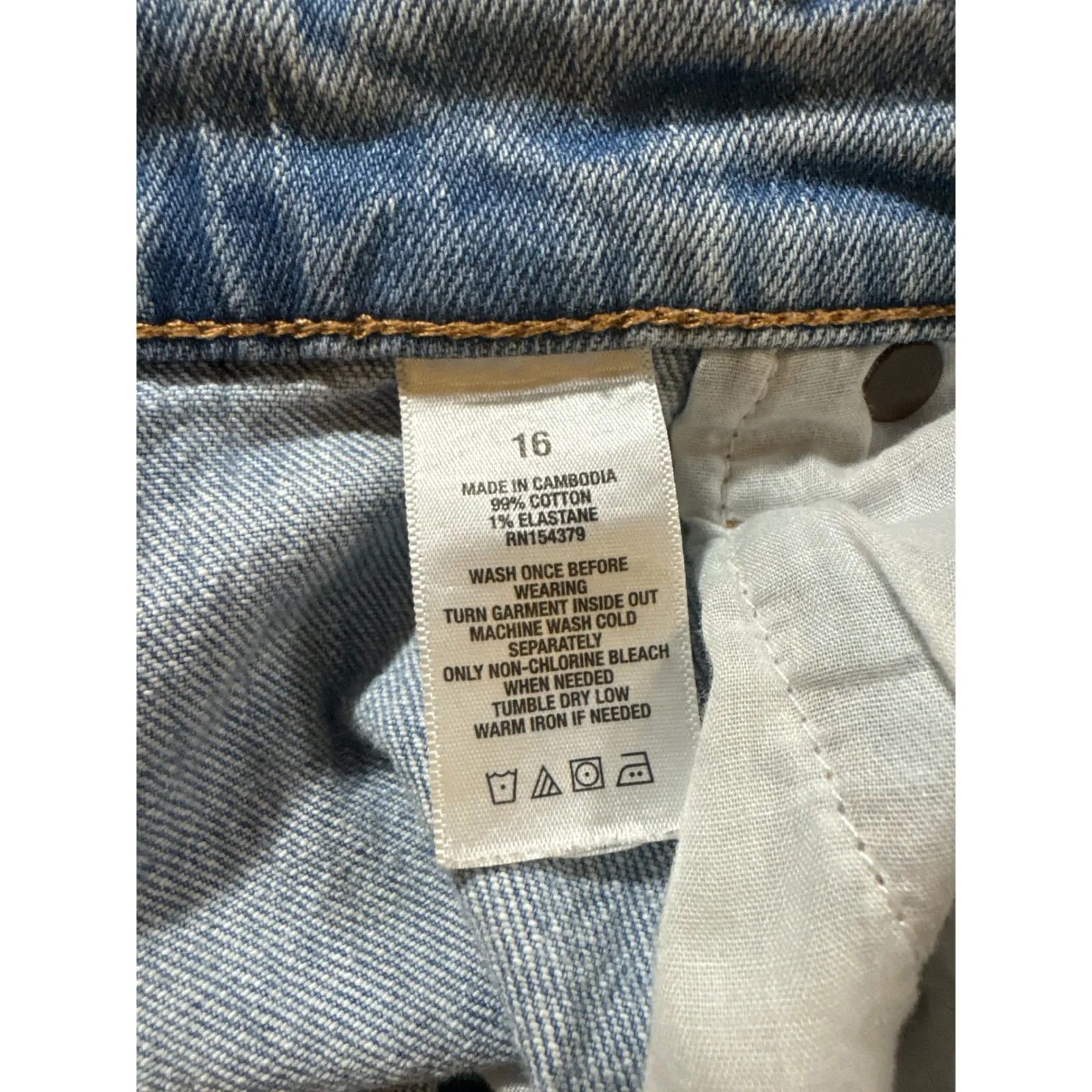 Aeropostale Womens Light Wash Distressed Hem Straight Leg Jeans Size 16 - Image 4