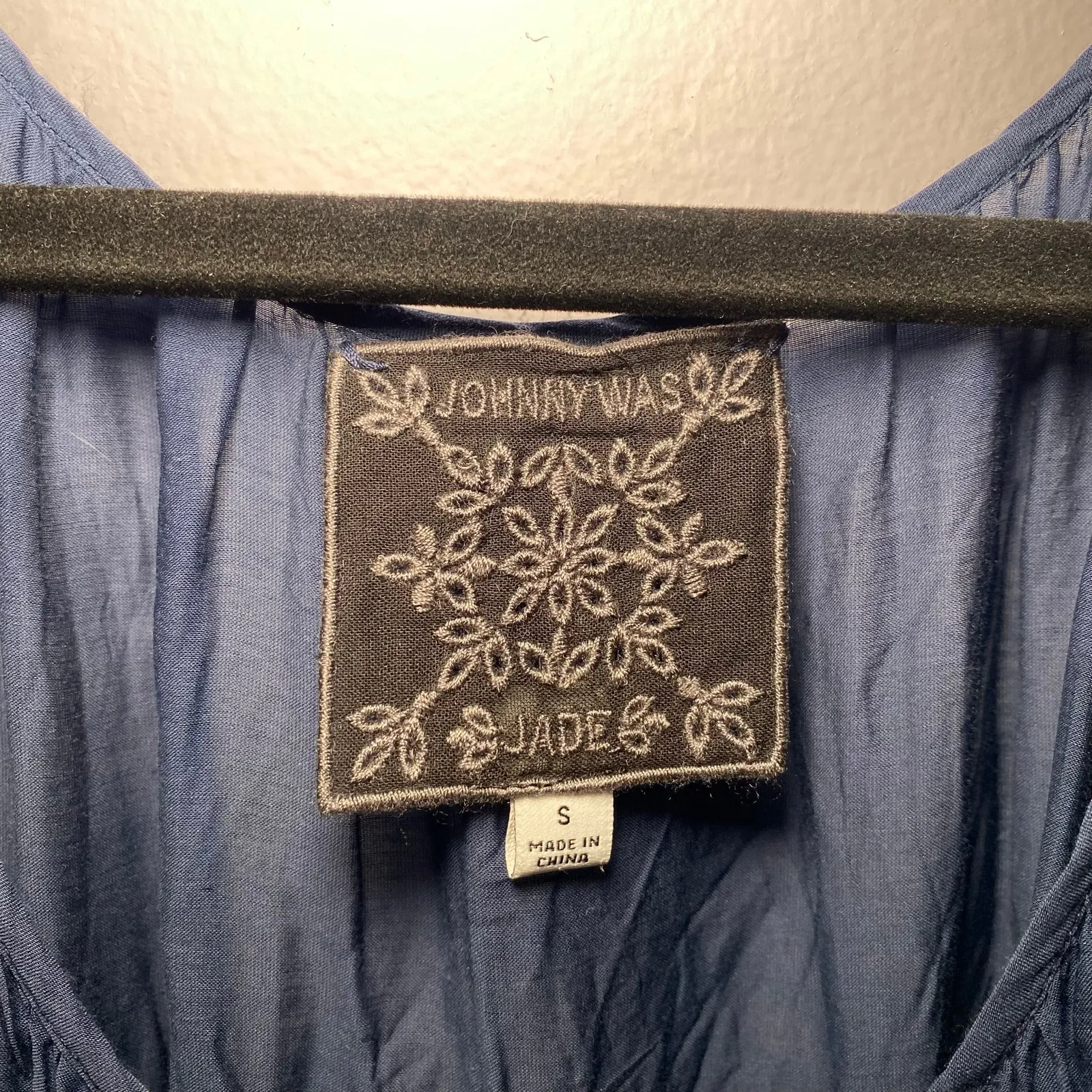 Johnny Was Jade Navy Blue Embroidered Puff Sleeve Midi Dress Women's size Small - Image 2