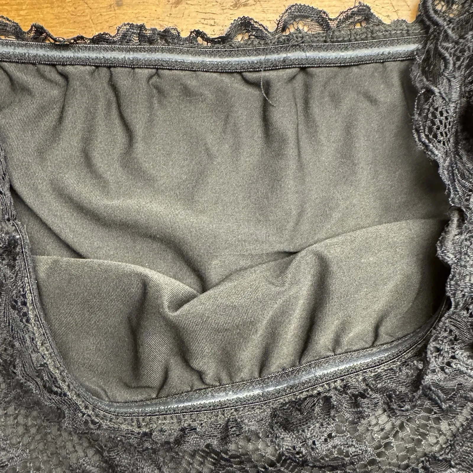 Black Lace Short Sleeve Top T - Image 2