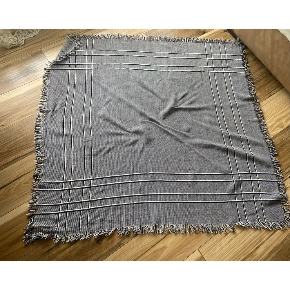 Japanese square scarf with fringe Gray - Image 3