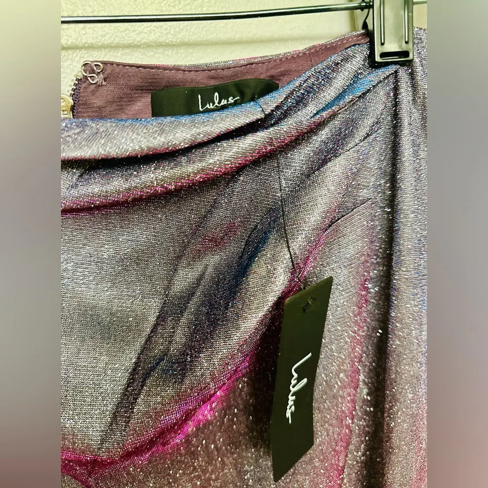 Pencil Skirt Size M Nwt!  Metallic Purple Silver Sparkly Slit In Front - Image 6