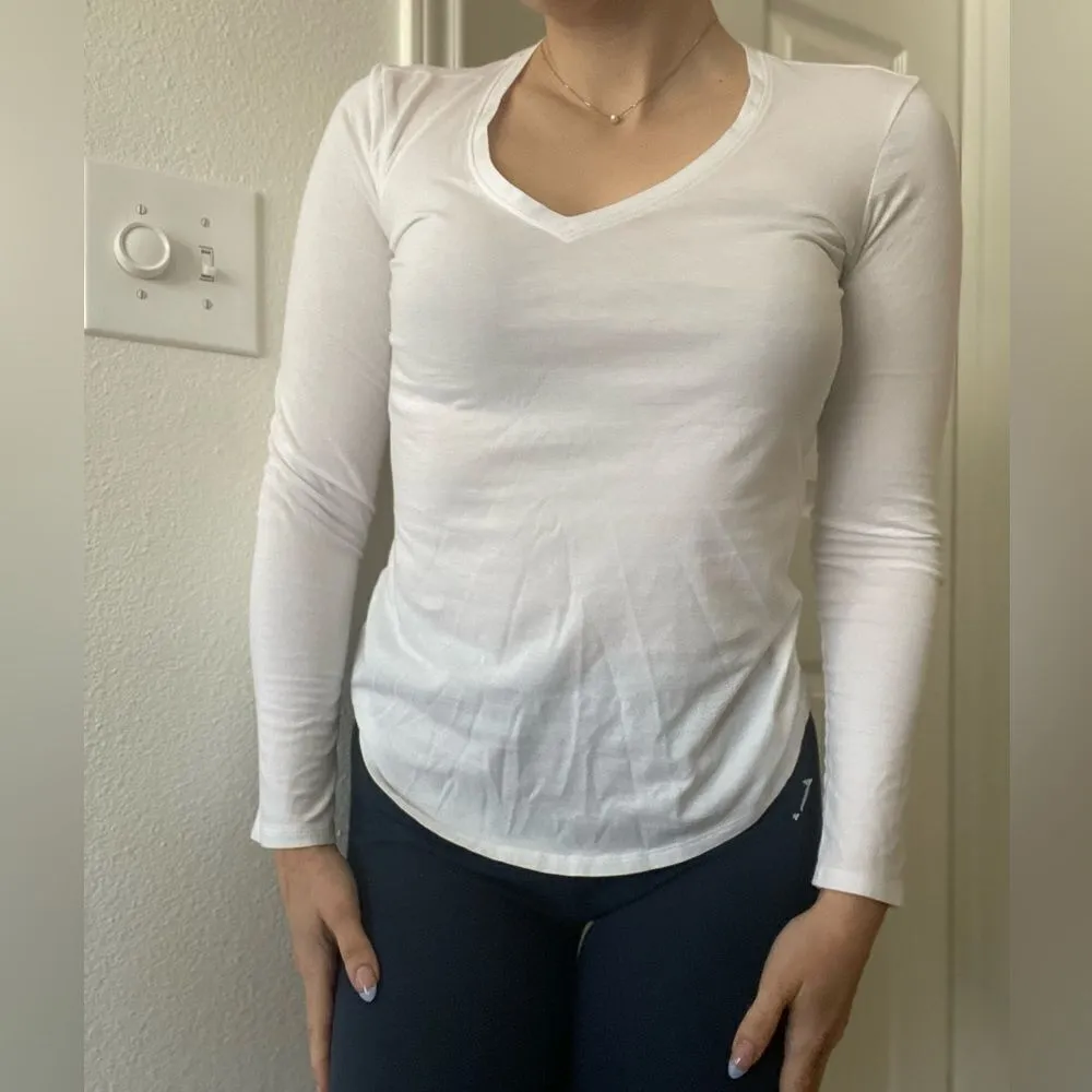 Lilly‎ Pulitzer Cotton V-Neck Basic Longsleeve size small white - Image 4