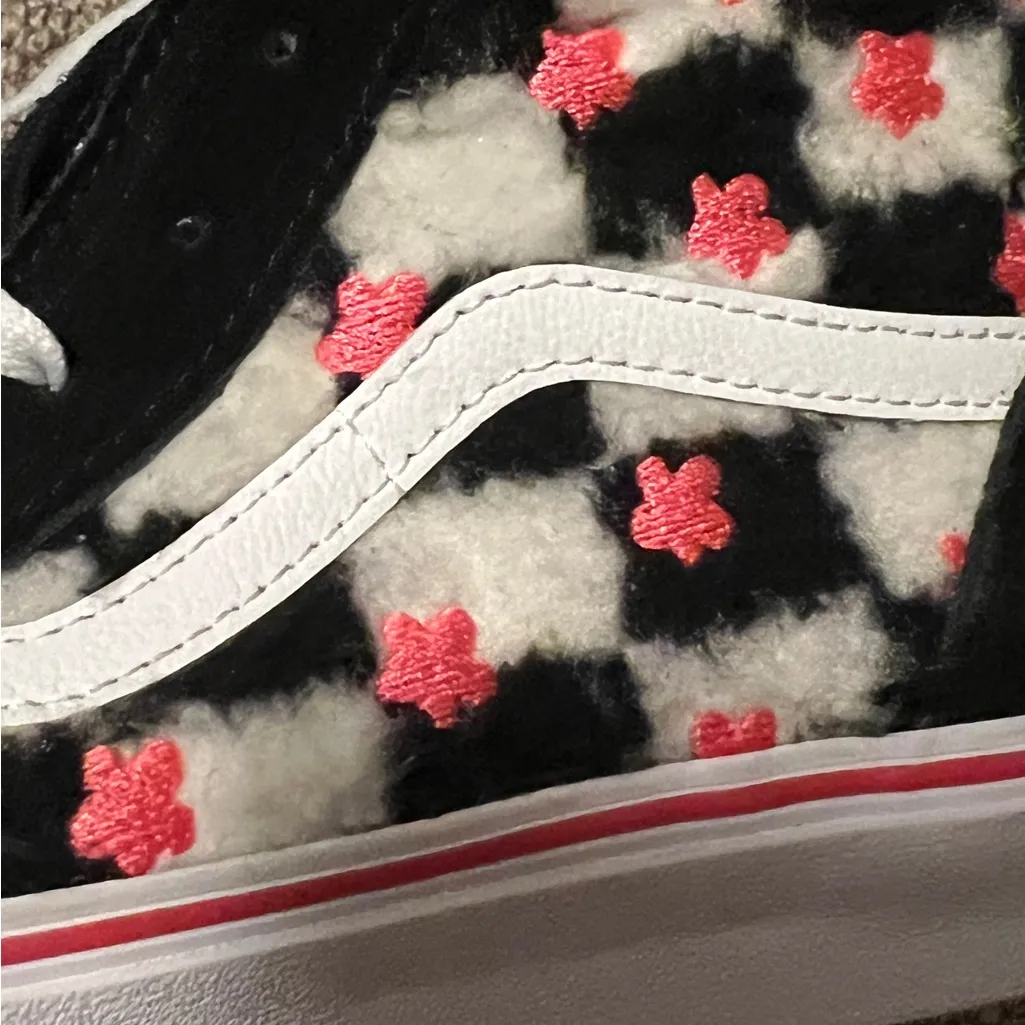 Vans  Women's Black and Pink Checkered High-Tops, Size 5.5 - Image 10