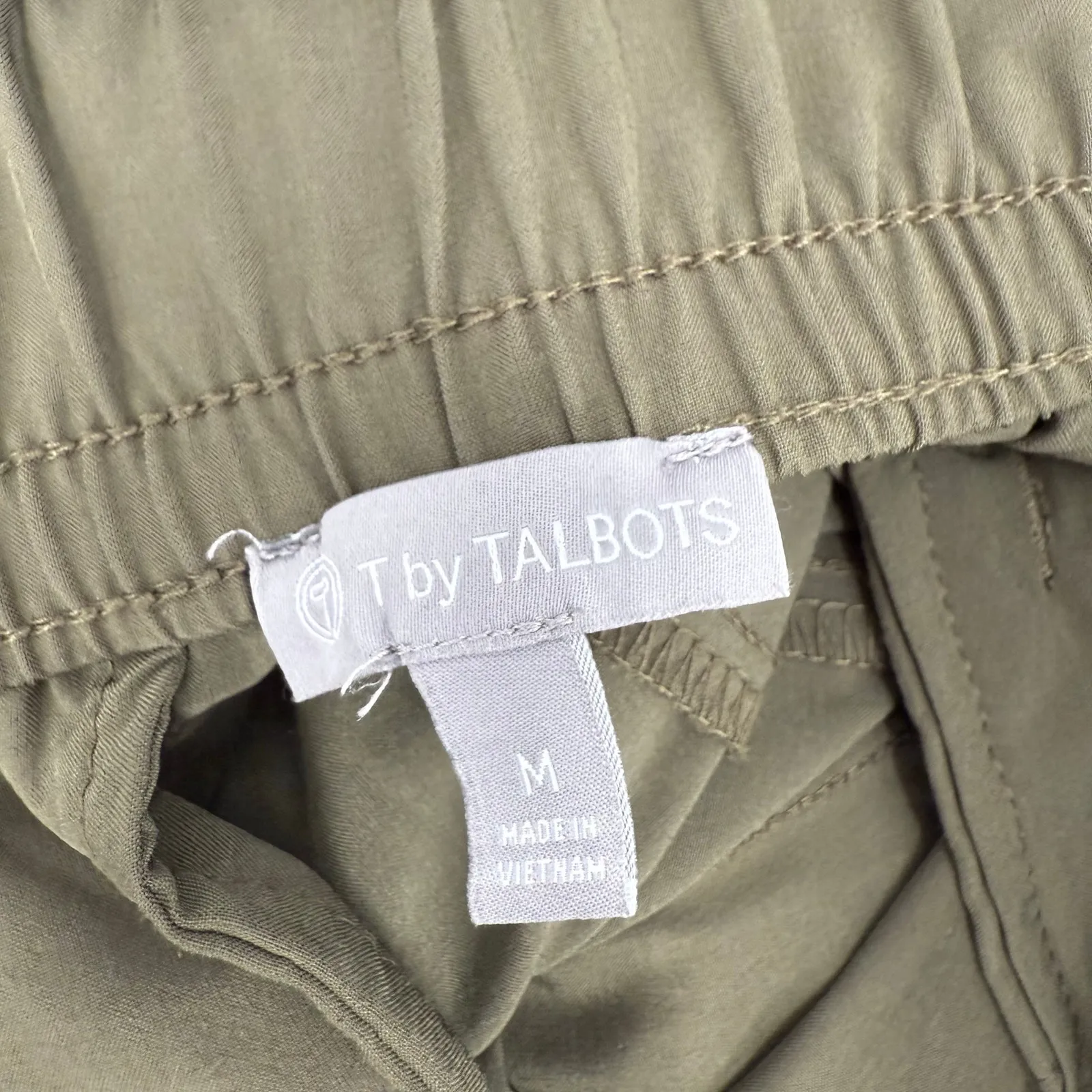 T by Talbots Pants Women's Size Medium Lightweight Stretch Wide Leg Crop Green - Image 4