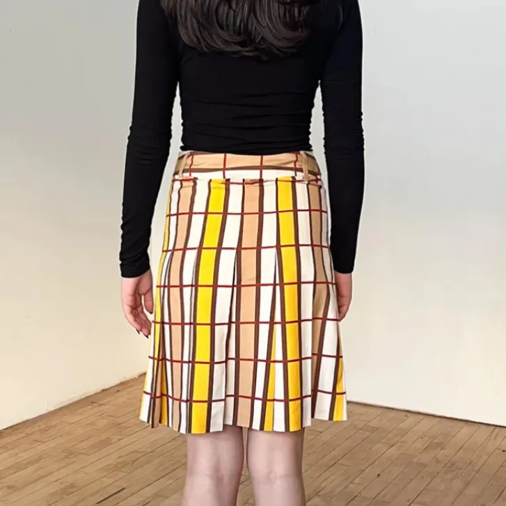 Marc by Marc Jacob’s Plaid Pleated Checkered Yellow Brown Silk Skirt size 6 - Image 2