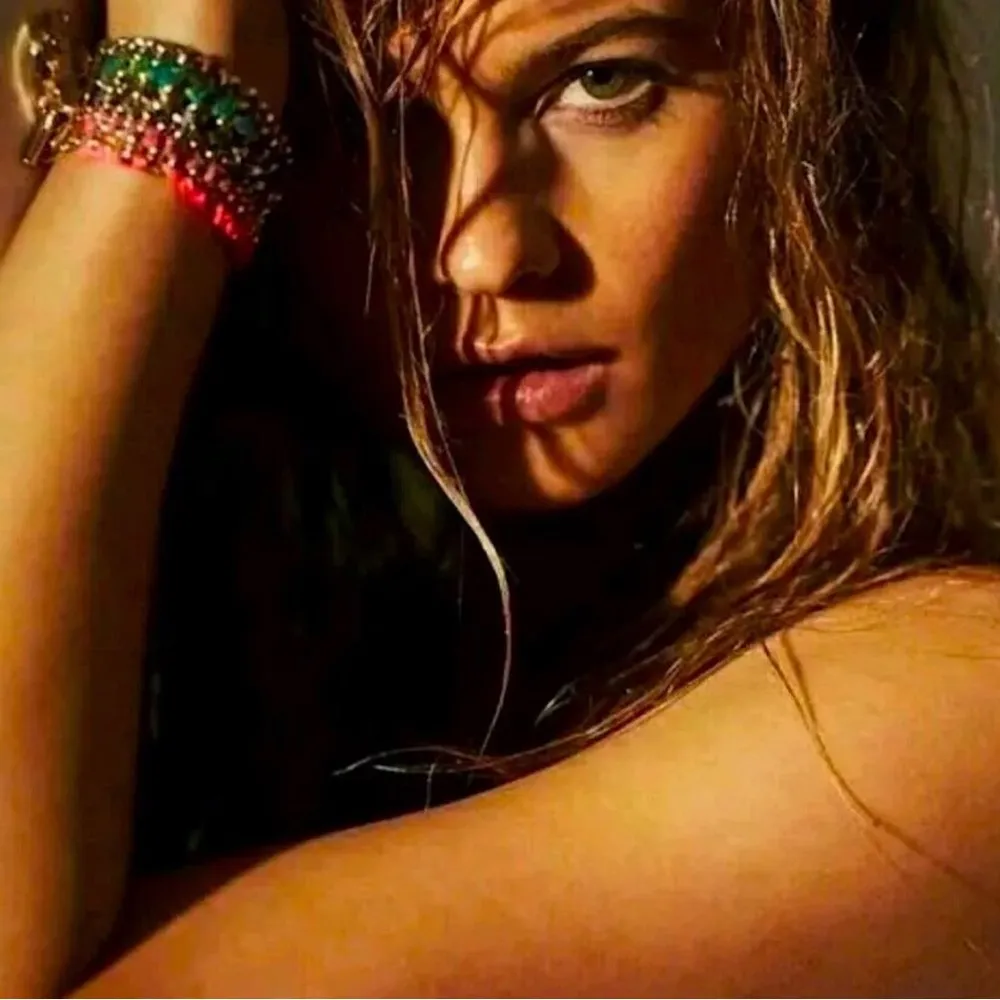 NEW Victoria’s Secret Bracelet Limited Edition Braided Fabric Gold Tone Wings - Image 7