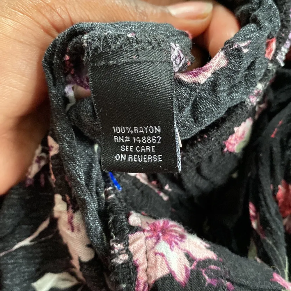 Torrid Black Floral Romper Hi Low Skirt SIZE 0 - Image 4