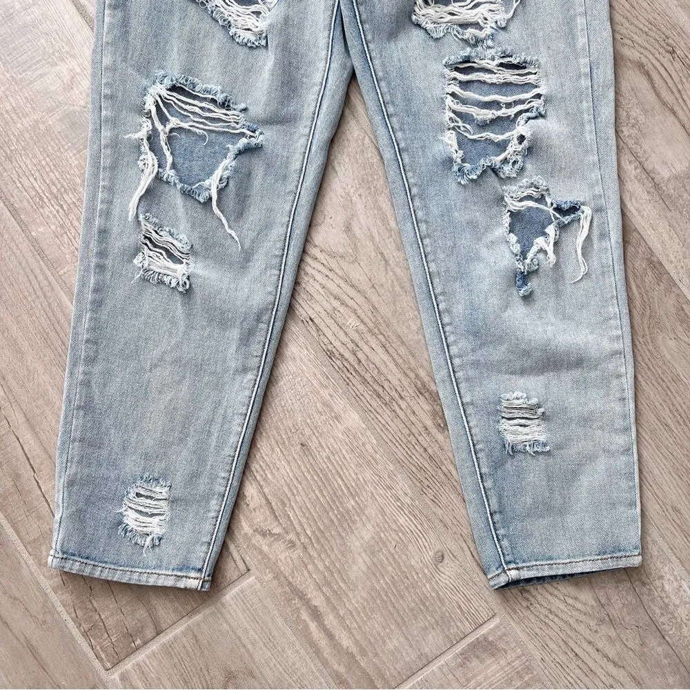 Brandy Melville Destroyed Boyfriend High Rise Jeans 100% Cotton Rigid Denim - Image 7