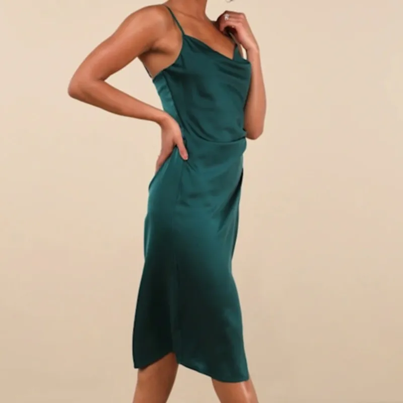 Lulus NWOT Hollywood Woman Forest Green Satin Cowl Neckline Midi Dress Medium - Image 2