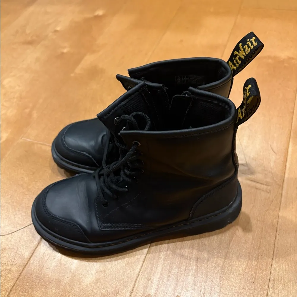 Dr. martens Airwair boots back laced up zipper combat  black womens 5 - Image 2