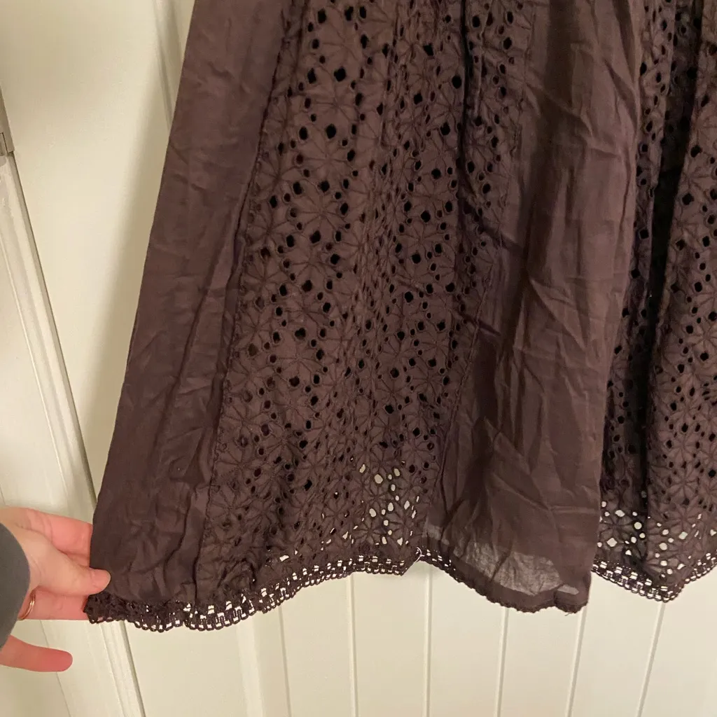 EUC‎ Femme women’s brown embroidered cutout textured flowy long skirt size 10 - Image 3