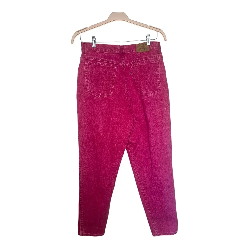 Vintage Pink Levi's 900 Series Denim Mom Jeans 90's (31x30.5) - Image 5