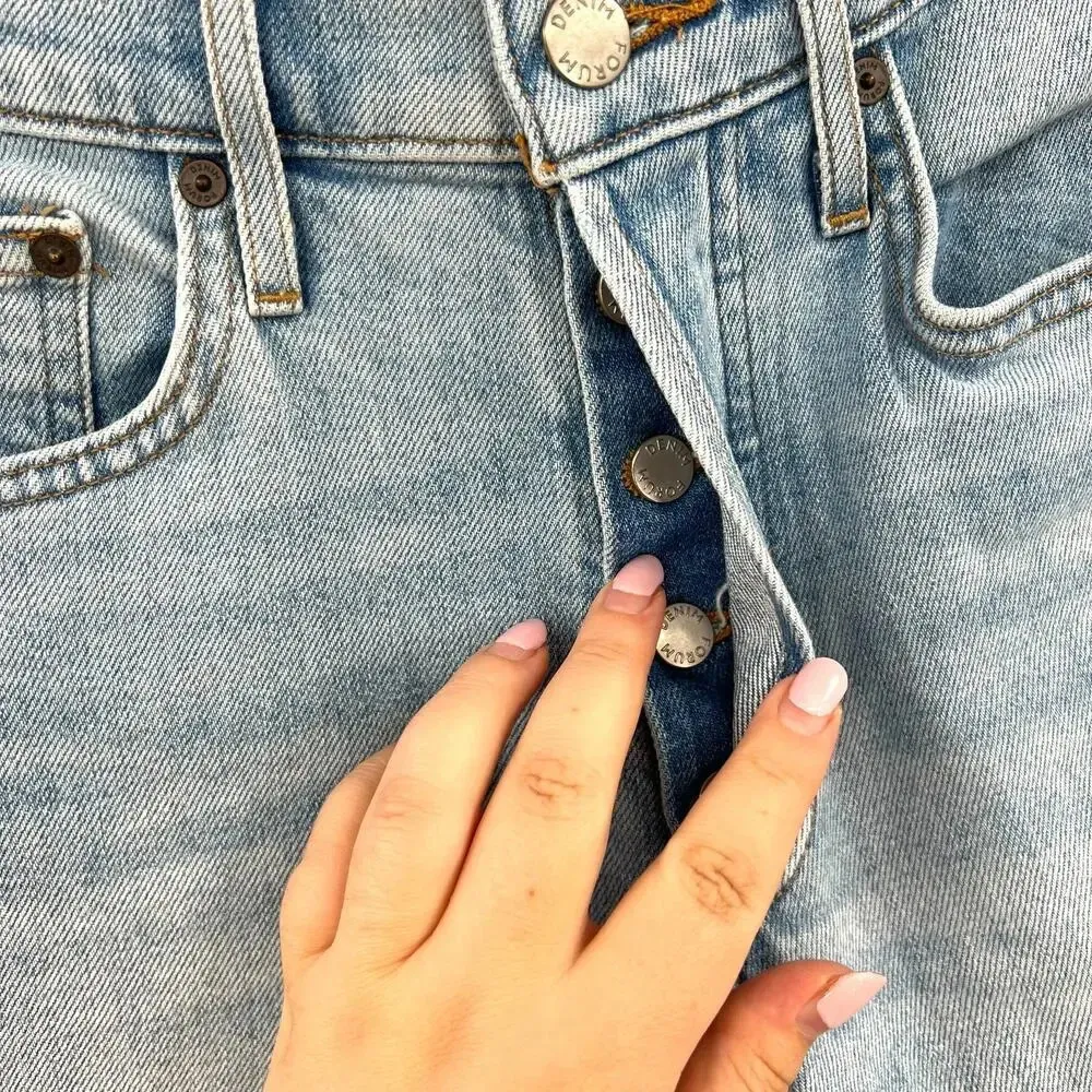 Aritzia Denim‎ Forum The Arlo High Rise Straight Jeans Medium Wash Blue Size 25 - Image 4