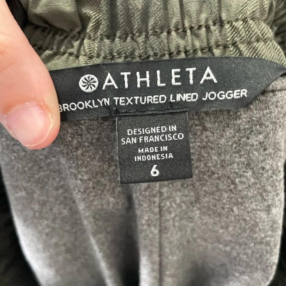 Athleta Camo Brooklyn Textured Lined Joggers 6 - Image 6