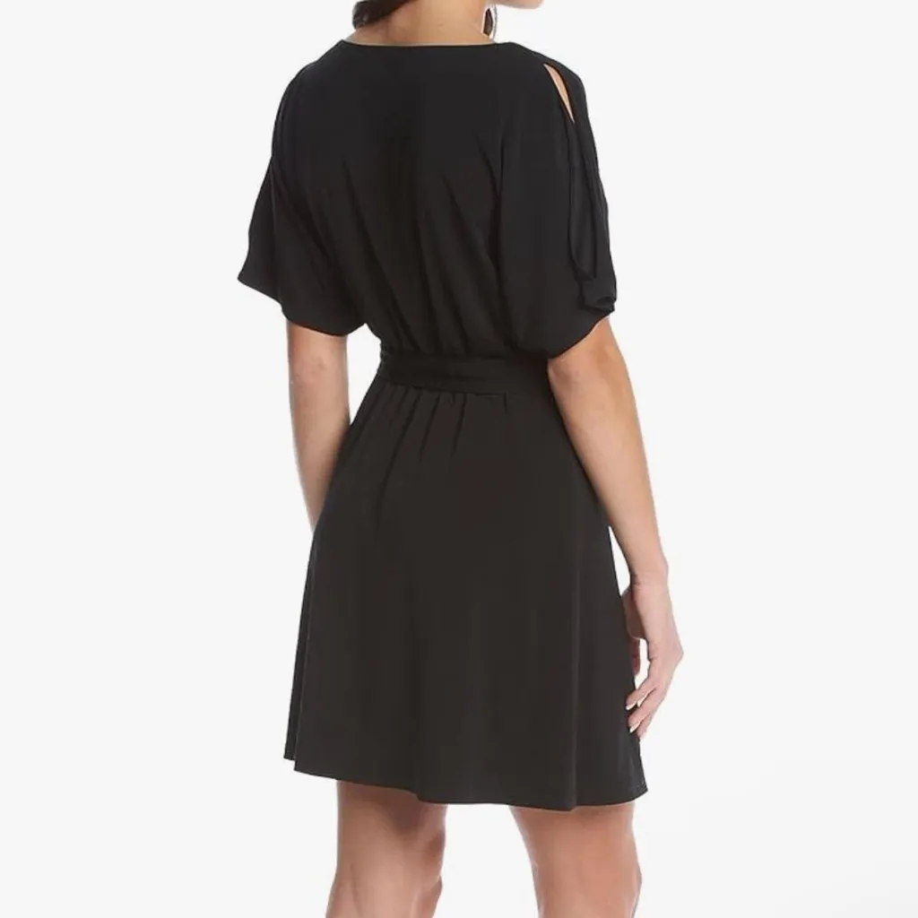 Jessica Simpson Elegant Black Dress - Image 2