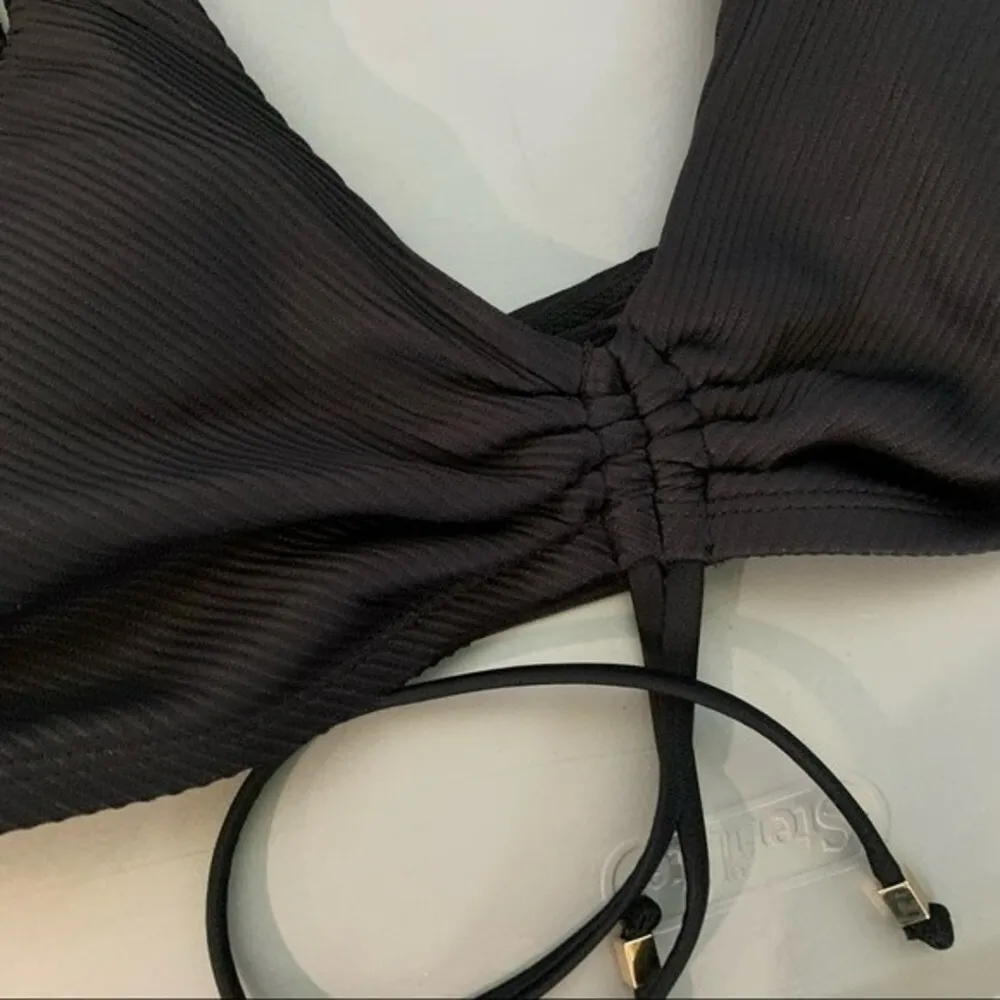 Ribbed black Bralette bikini top time & true size small - Image 2