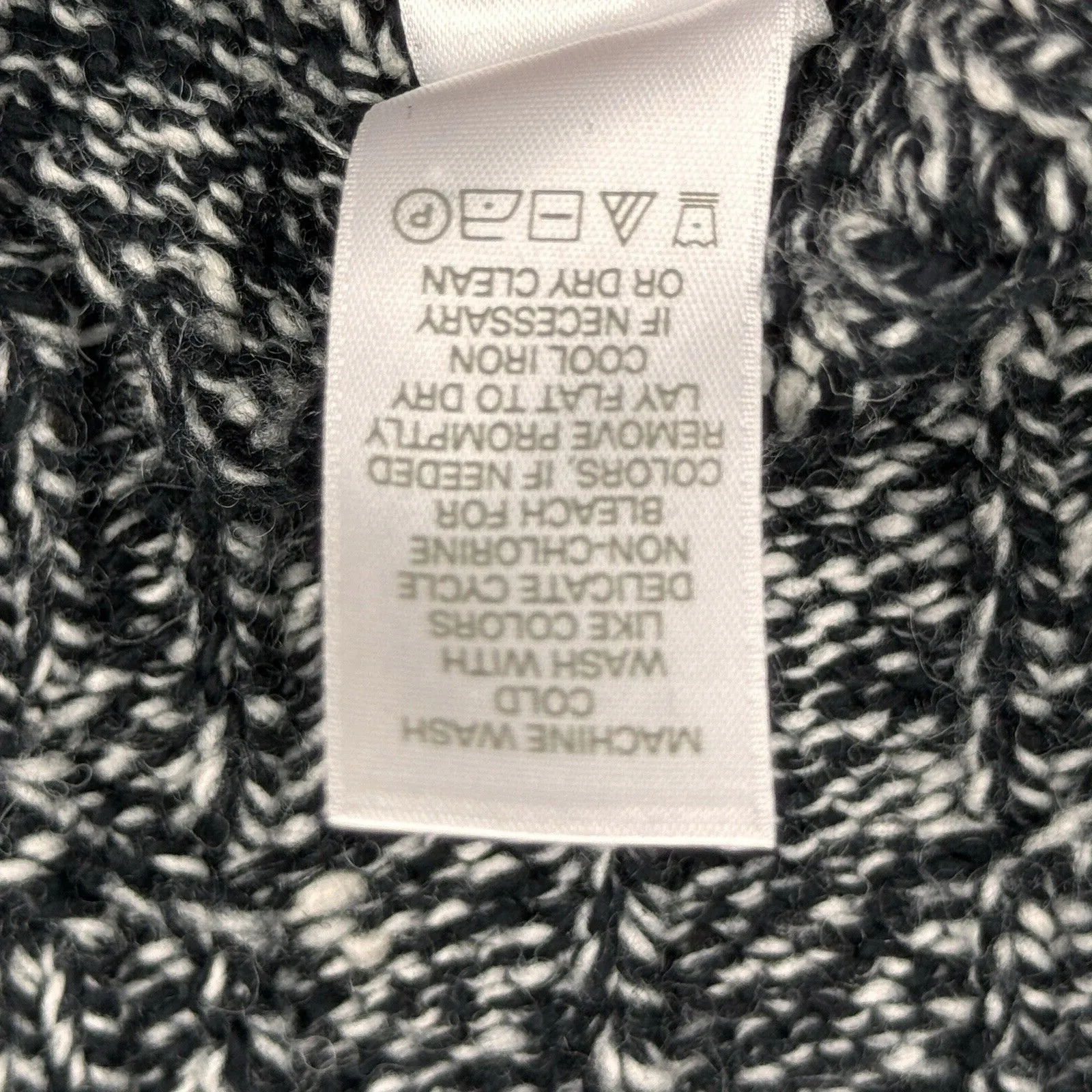 Liz Claiborne Sweater Women XL Marled Black‎ White Casual Versatile Minimalist - Image 8