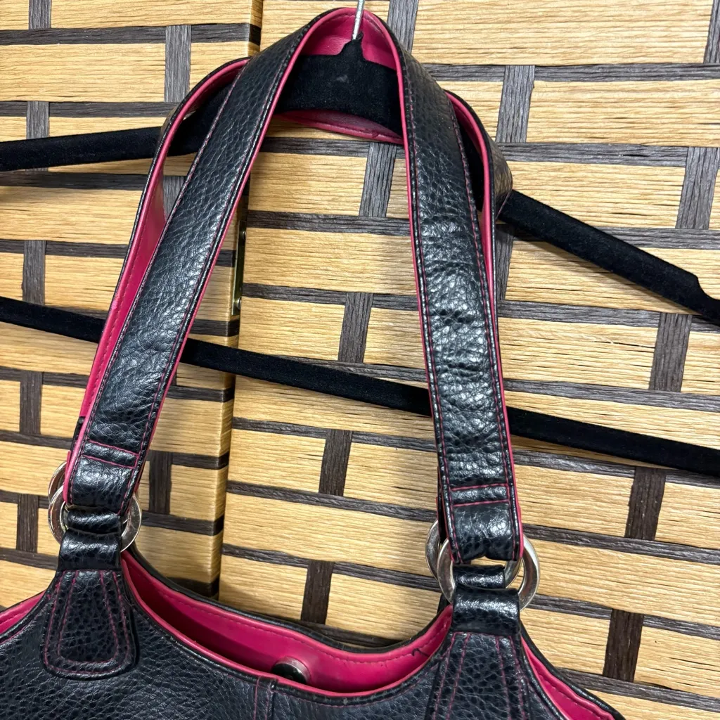 Black E Initial‎ Shoulder Purse - Image 3