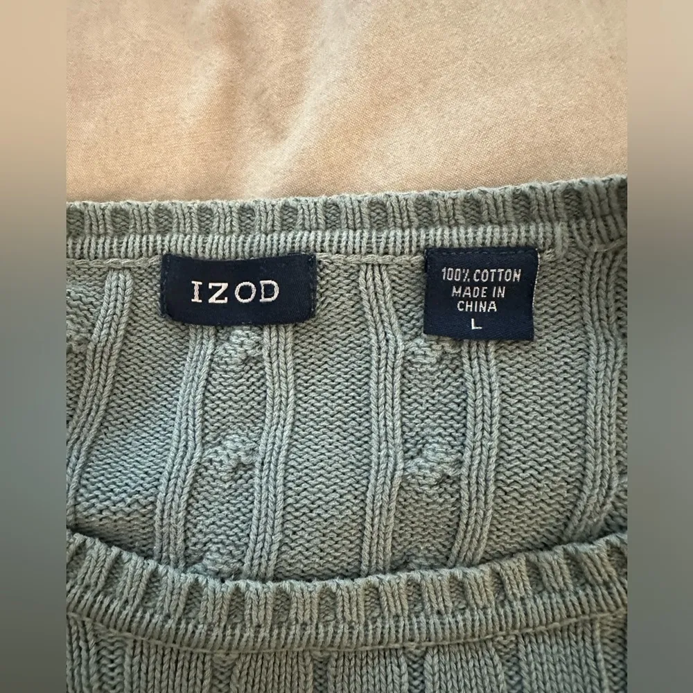 IZOD Cotton Cable knit Crewneck Sweater - Image 4